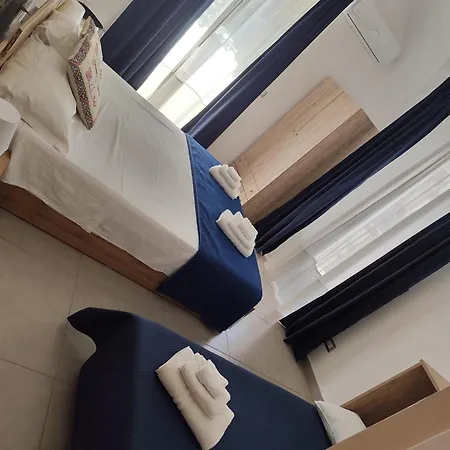 Lilly House * Catania